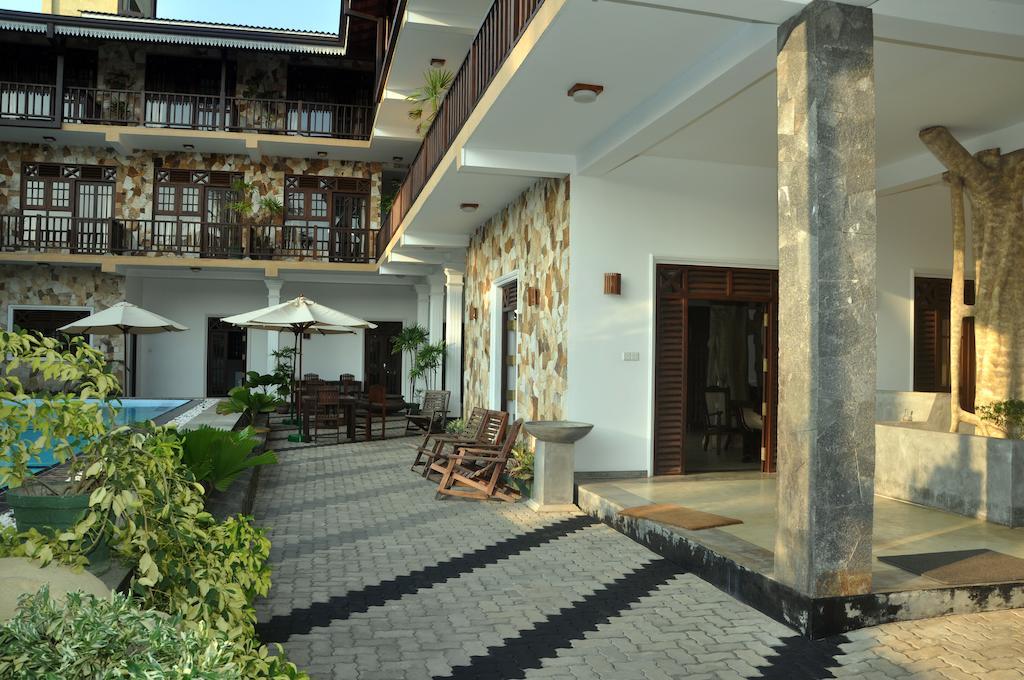 Scandinavia Hotel Hikkaduwa Exterior photo